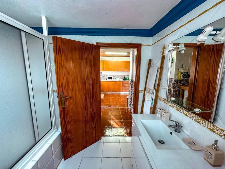 Luana House Apartment Biscoitos  Екстериор снимка
